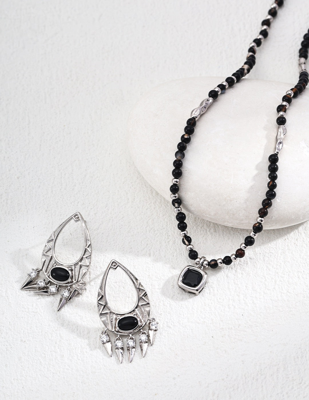 Onyx Tear